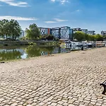 L\'Idylle : T2 De Standing Avec Parking - Gare/Cite Des Congres/Lieu Unique