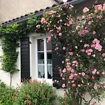 Le Cottage