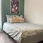 Studio Cosy Idealement Situe Draps Serviettes