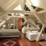 Le Loft De L\'Artiste