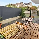 Le Petit Patio - Renove, Paisible Et Proche Centre