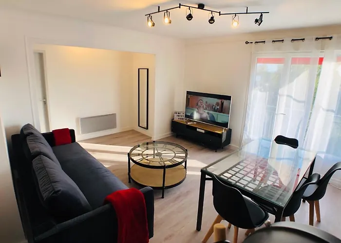 Charmant Appartement 1-4 Personnes, Proche Centre Avec Parking