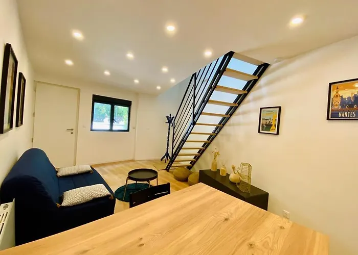 Duplex avec parking proche Stade de la Beaujoire, parc des expositions, bord de l\'Erdre
