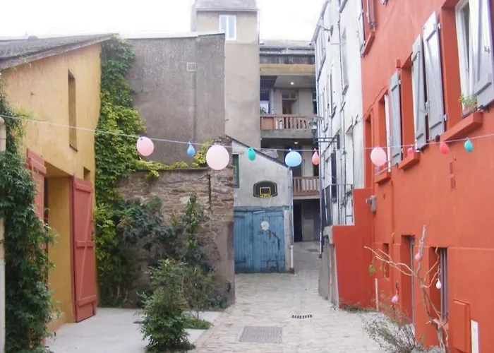 Nid Du Masse Avec Parking