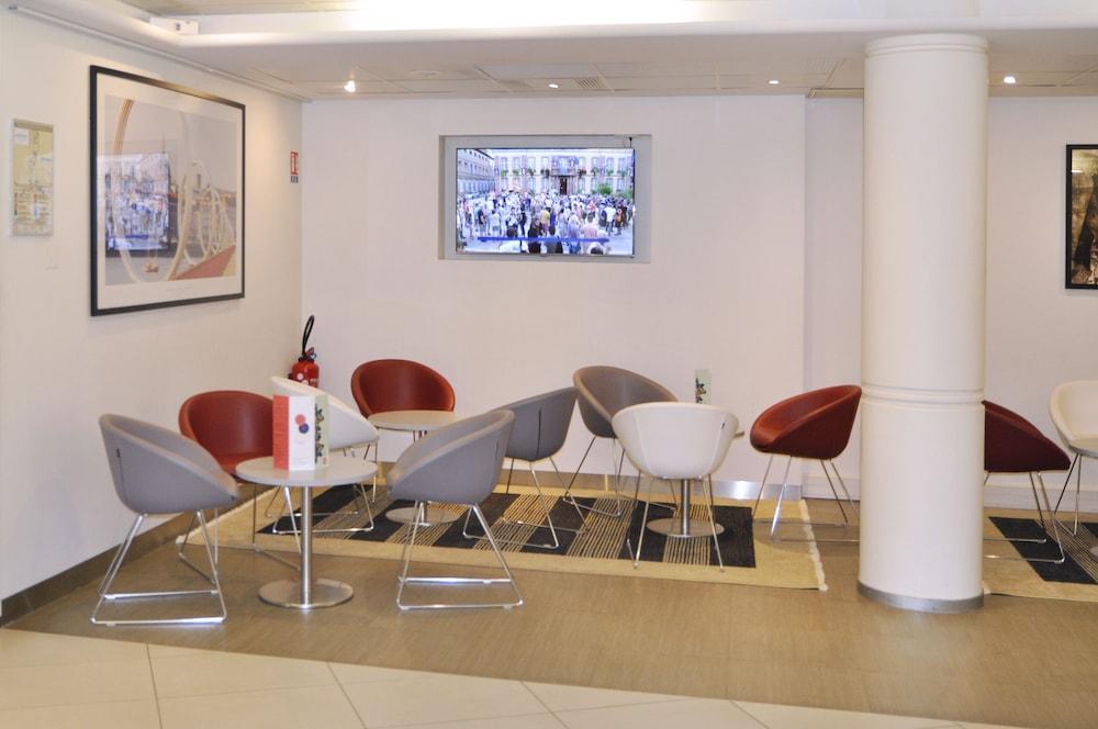 Novotel Centre Gare Hotel 4*