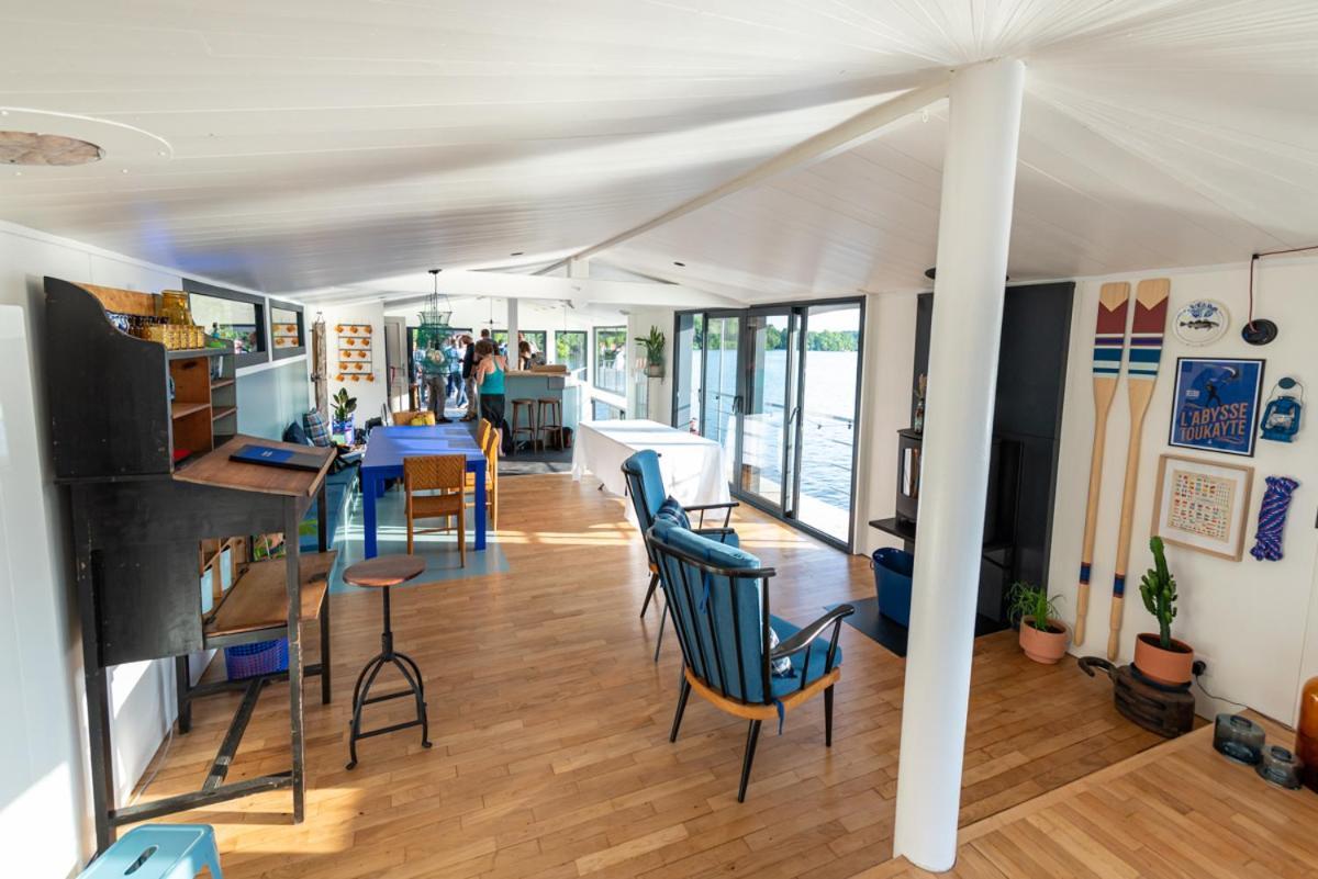 La Rivière House - Péniche Carpe Diem Nantes