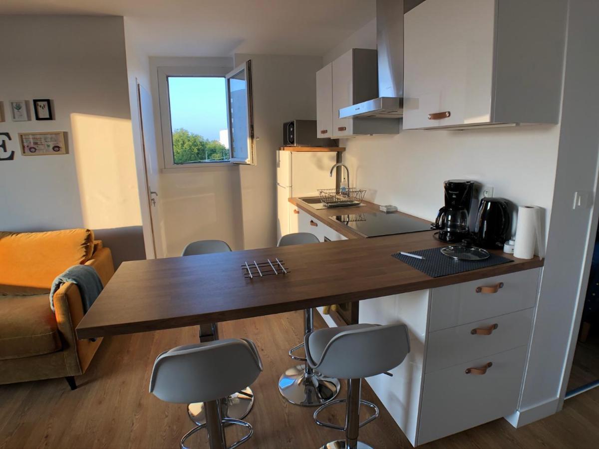 1-4 Personnes, Proche Centre Avec Parking Apartment *