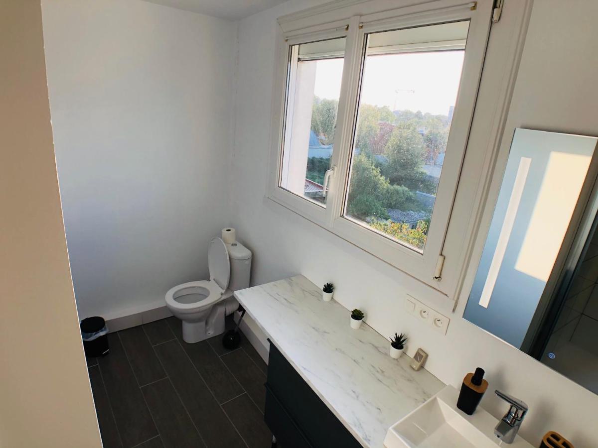 1-4 Personnes, Proche Centre Avec Parking * Nantes