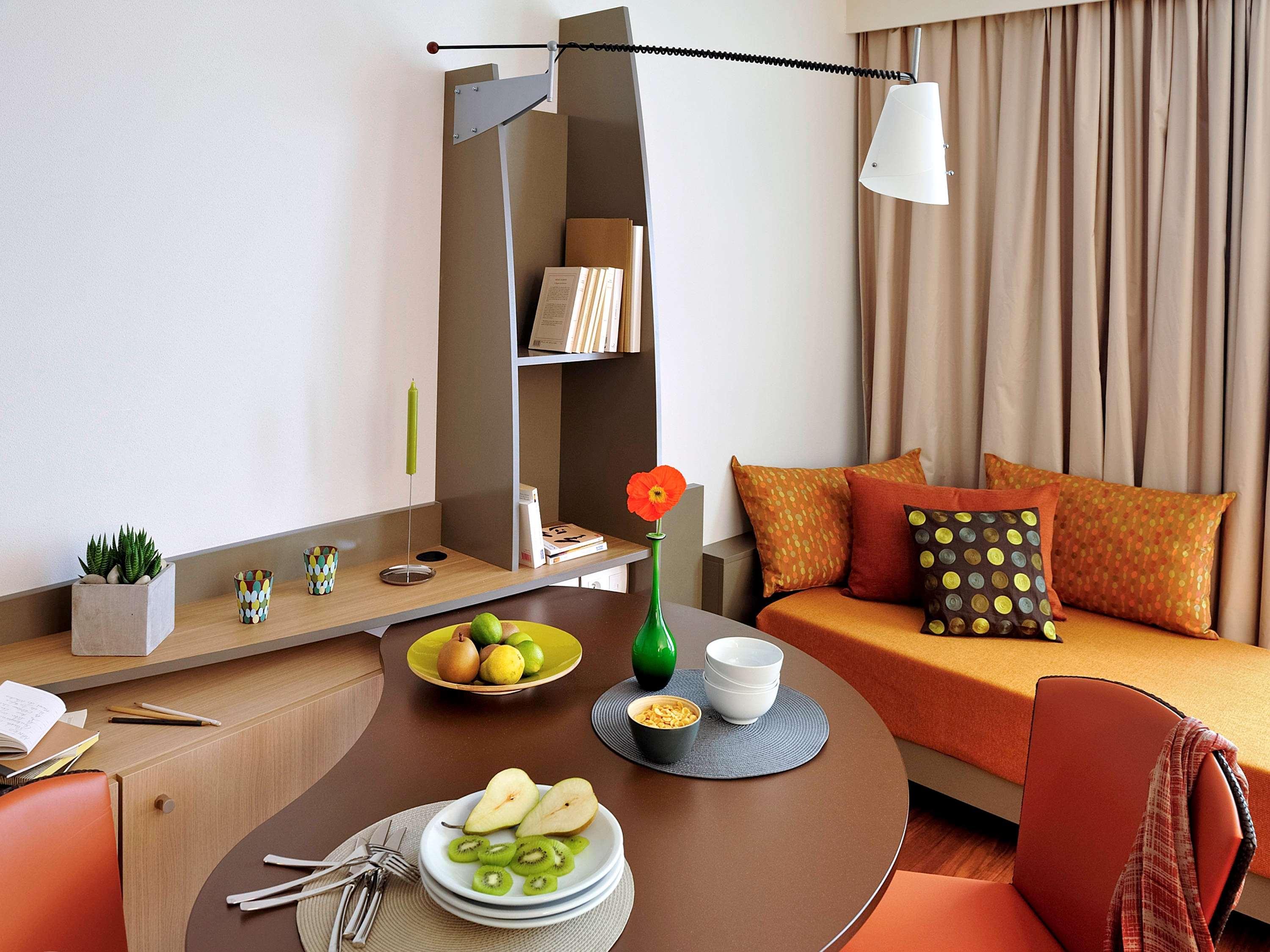 Adagio Centre Aparthotel 4*