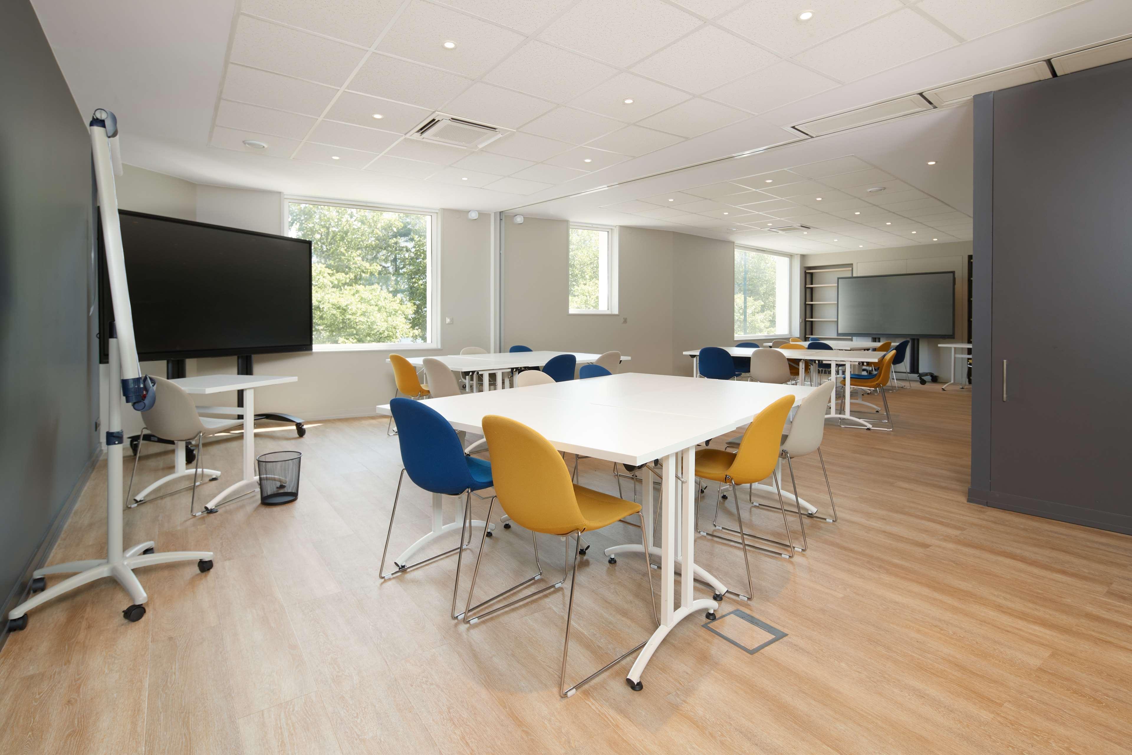 Campanile Centre - Saint Jacques Hotel Nantes