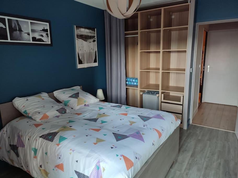 Apartment Grand T2 Lumineux Viarme/talensac Avec Parking
