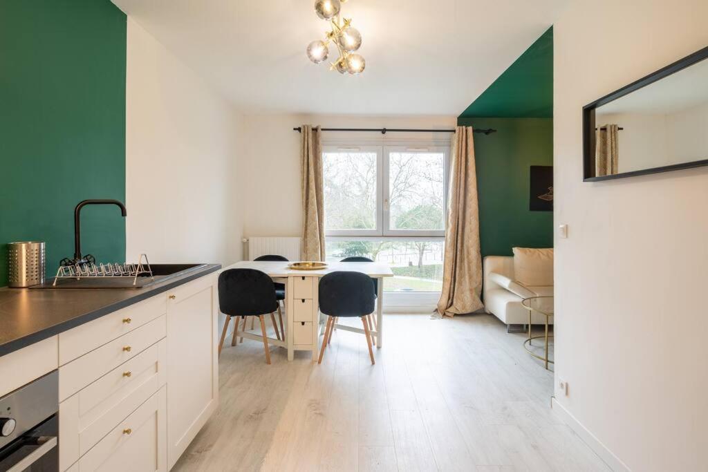 Cosy Art Deco/ Proche Centre-ville Apartment *
