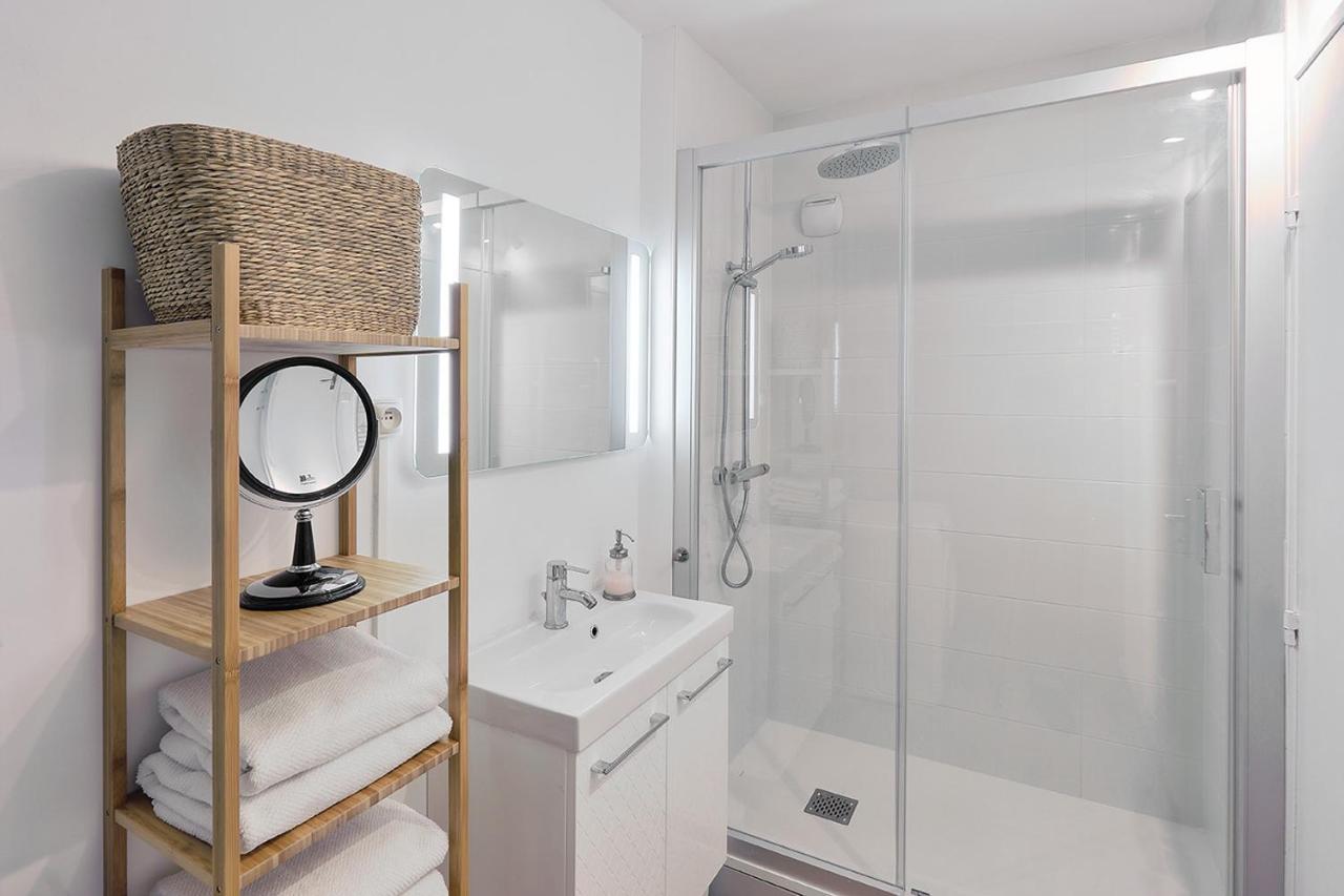 Appartement Ile De Nantes, 4 Personnes, Parking Inclus Nantes