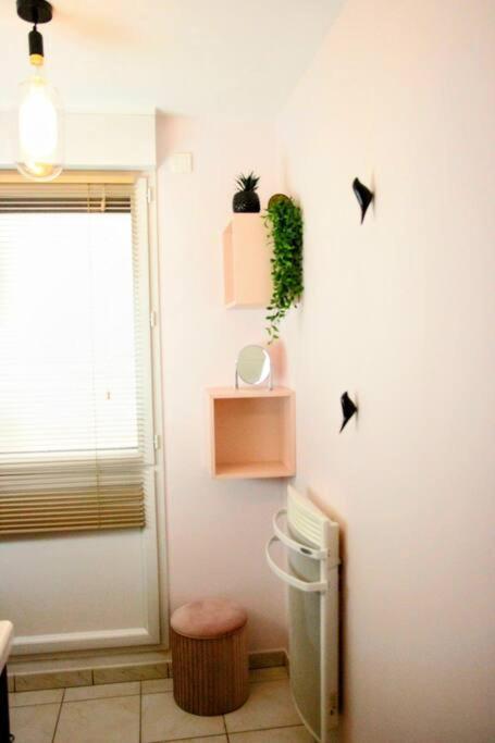 Le Rosa Bonheur Apartment