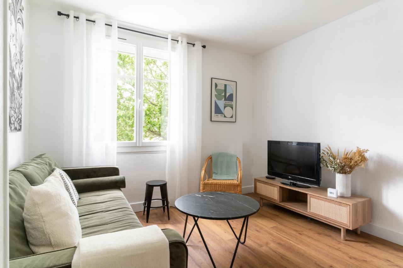 Joli Avec Garage Sur L'ile De * Nantes