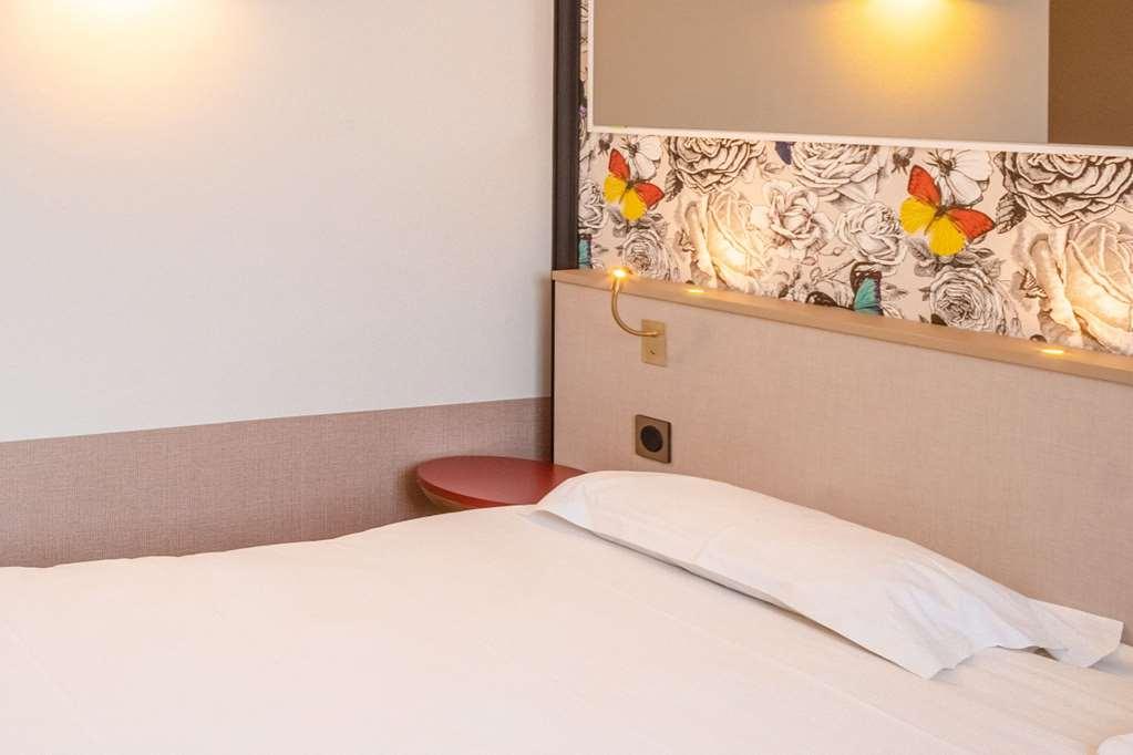 Brit La Beaujoire - L'amandine Hotel 4*