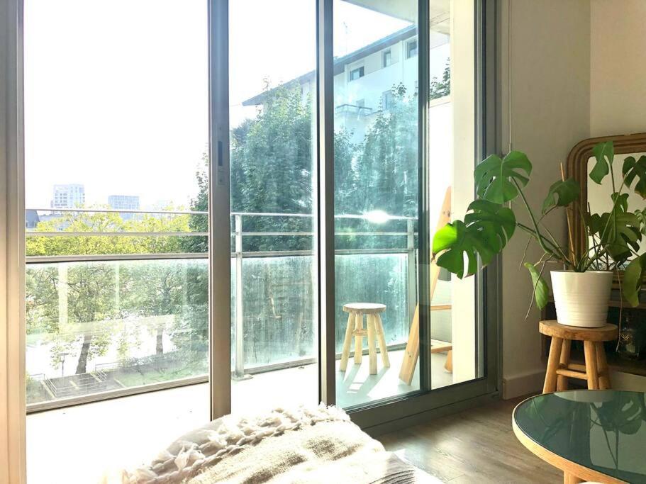T2 - Cite Des Congres - 5' A Pied De La Gare - Parking Apartment *