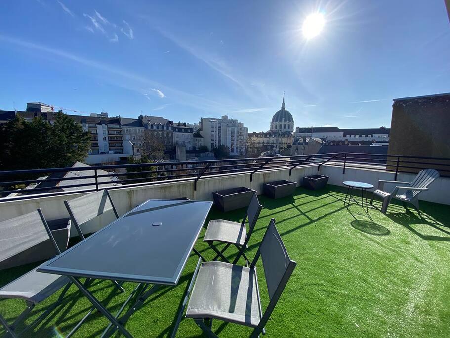 Appartement Grand Studio, Belle Terrasse Avec Vue Nantes