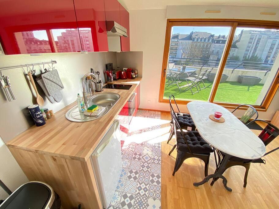 Grand Studio, Belle Terrasse Avec Vue * Nantes