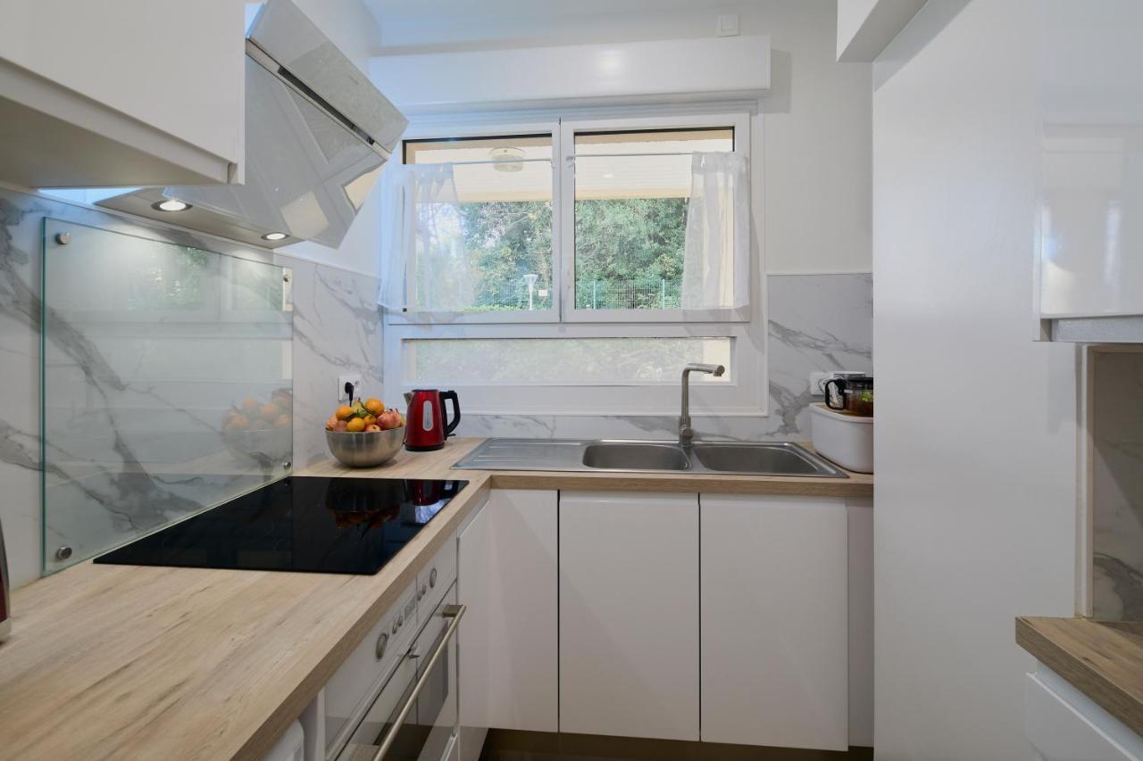Chezine - Quartier Calme En Centre-ville Apartment