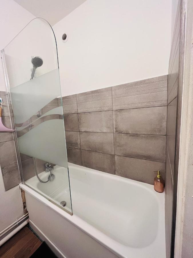 Studio Neuf Au Calme Proche Gare Maritime - 7 Min Apartment