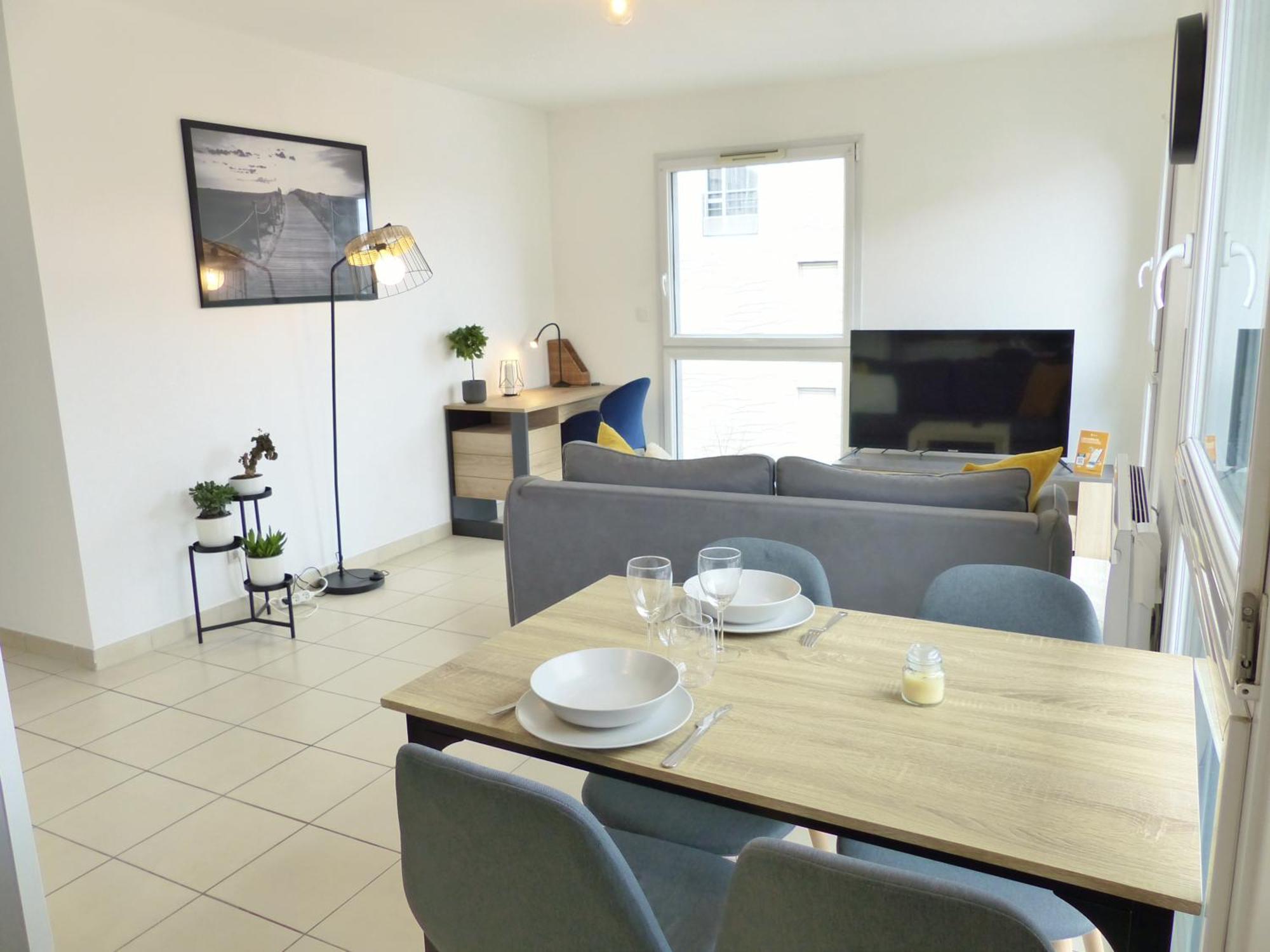 T2 Republique Parking Inclus Apartment