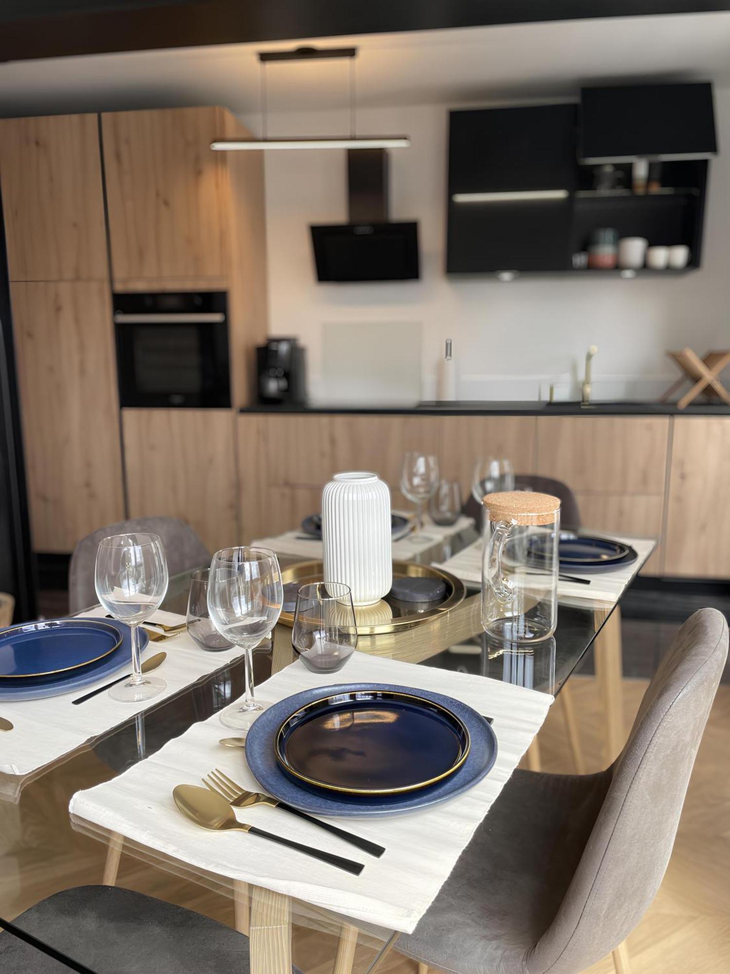 Centre - Calme & Confort - 2 A 4p - 55m2 * Nantes