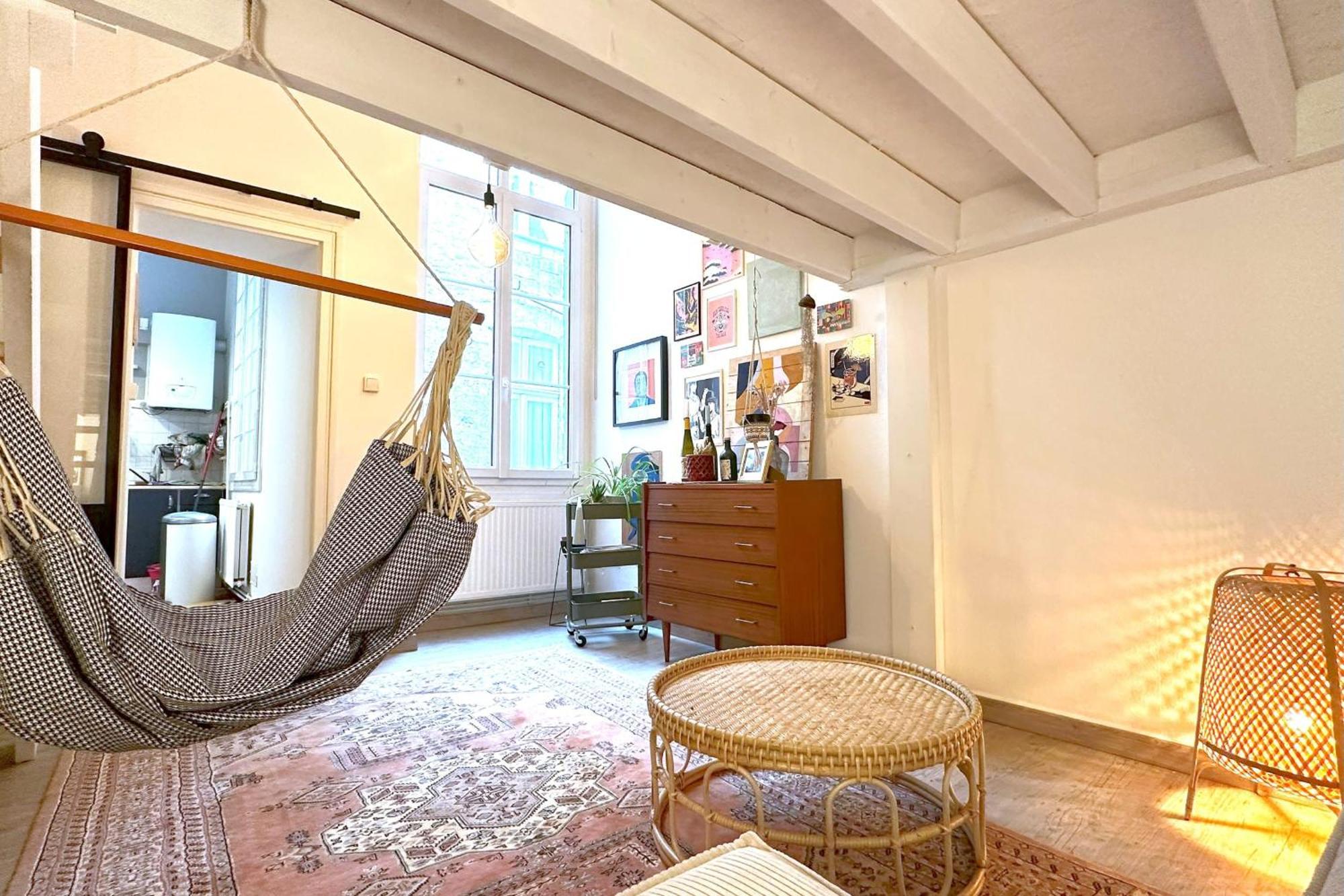 Apartment Le Joker-appart Atypique Chaleureux Hypercentre Nantes