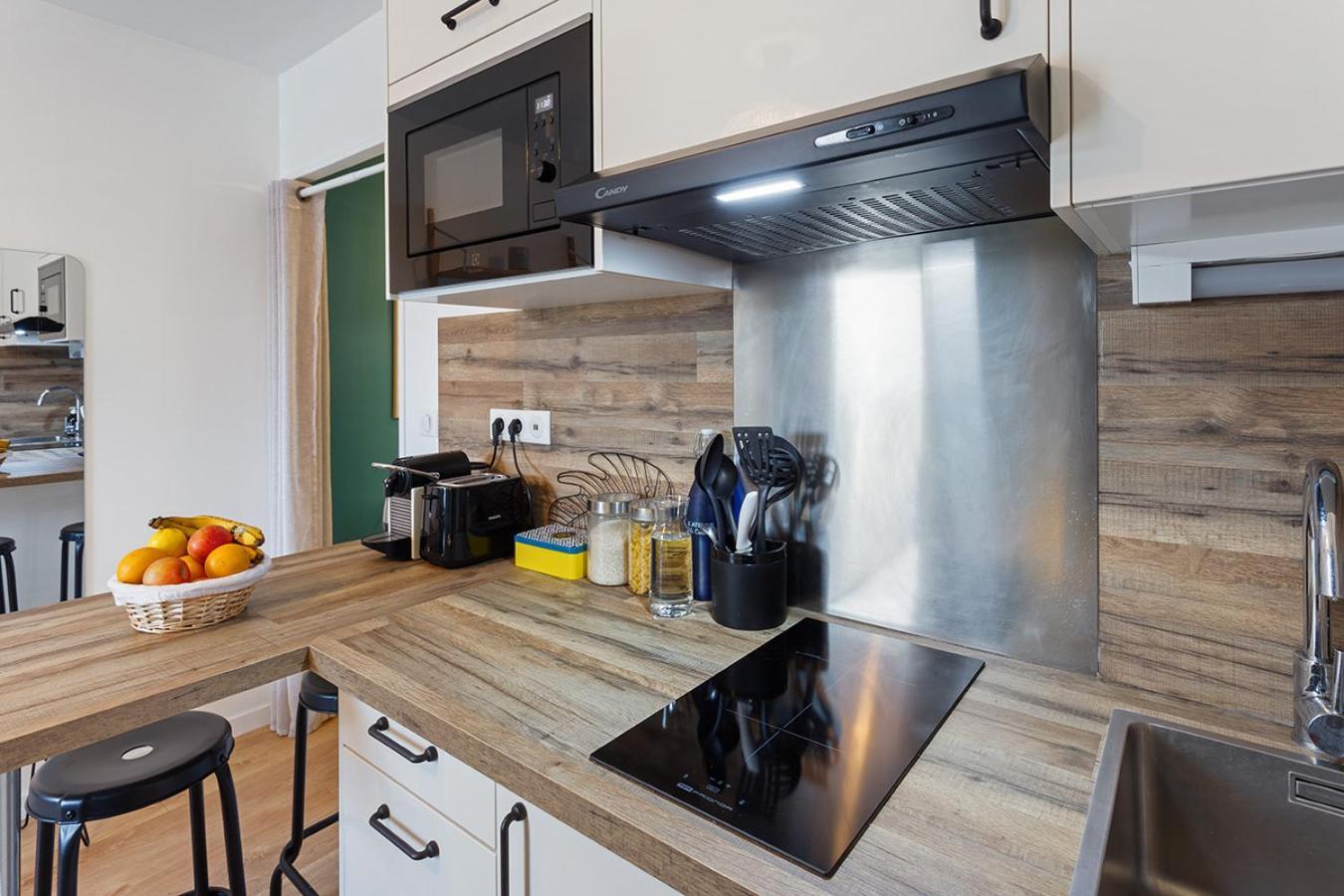 Apartment Joli - Parking Prive - Wifi Tres Debit - Au Calme Nantes