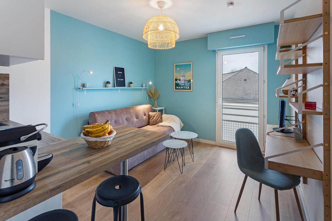 Apartment Joli - Parking Prive - Wifi Tres Debit - Au Calme