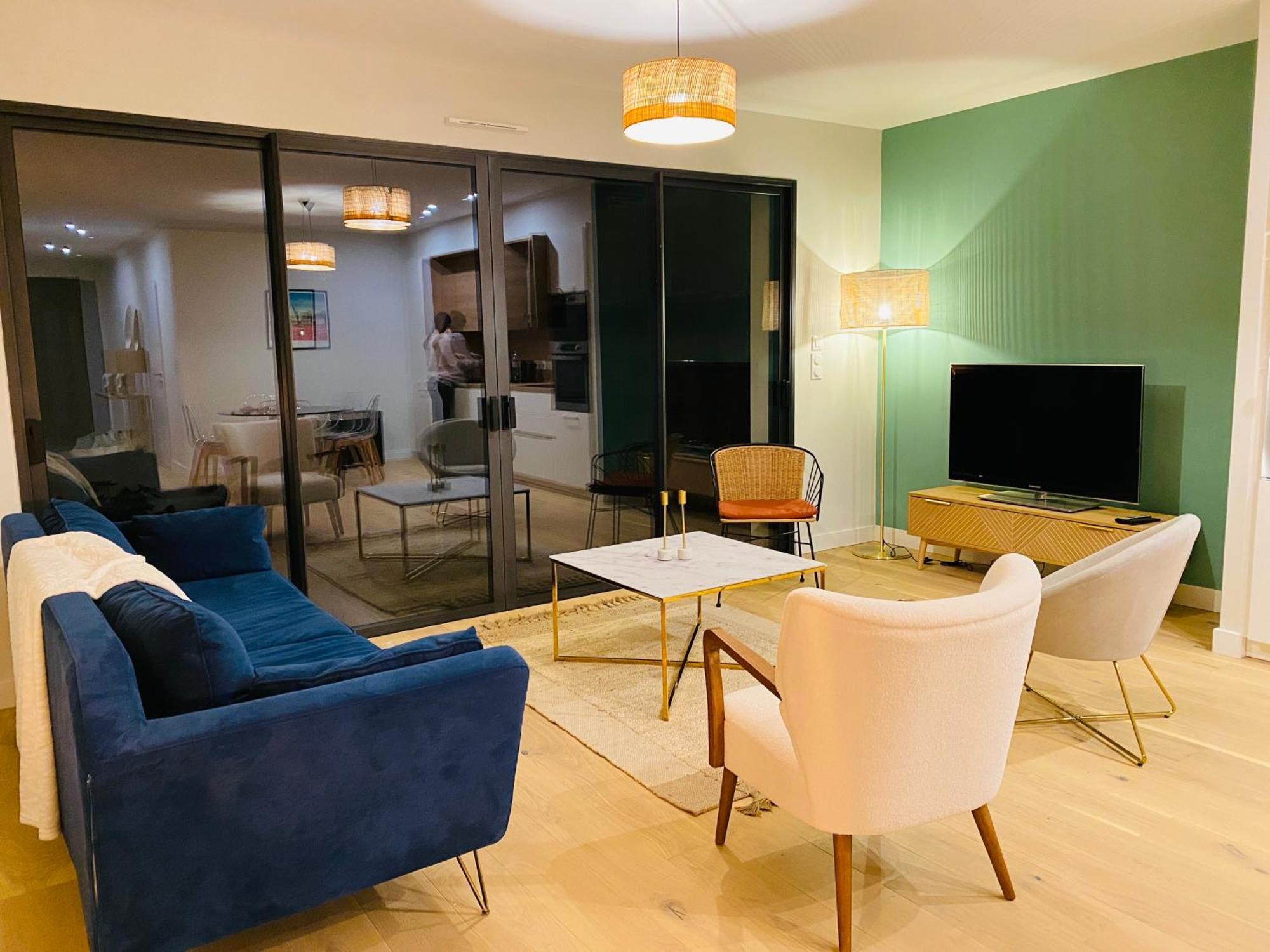 Hébergement de vacances Jolie Maison Neuve Nantes-zola *