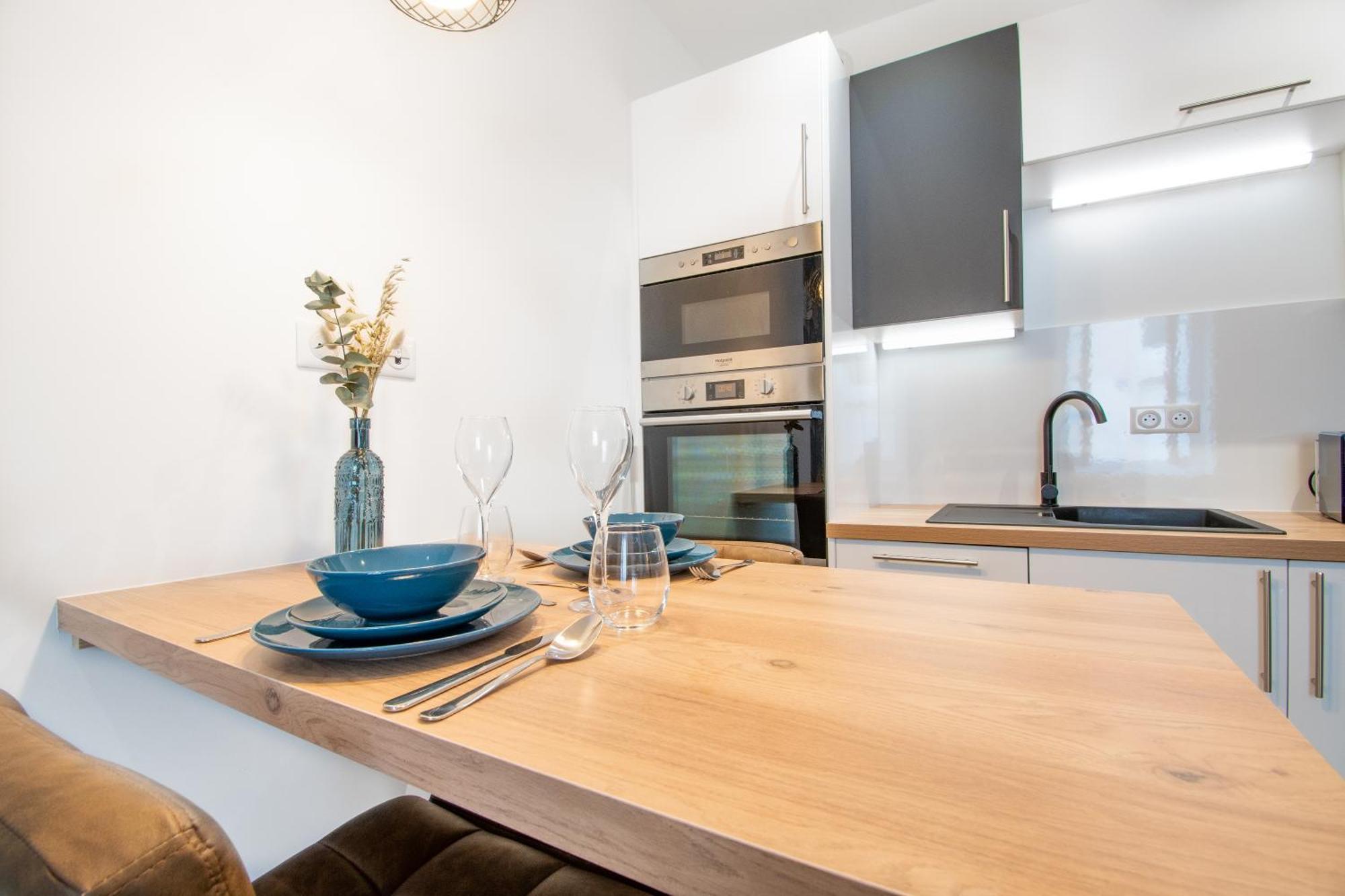 Des Ducs Avec Baignoire Double Apartment *