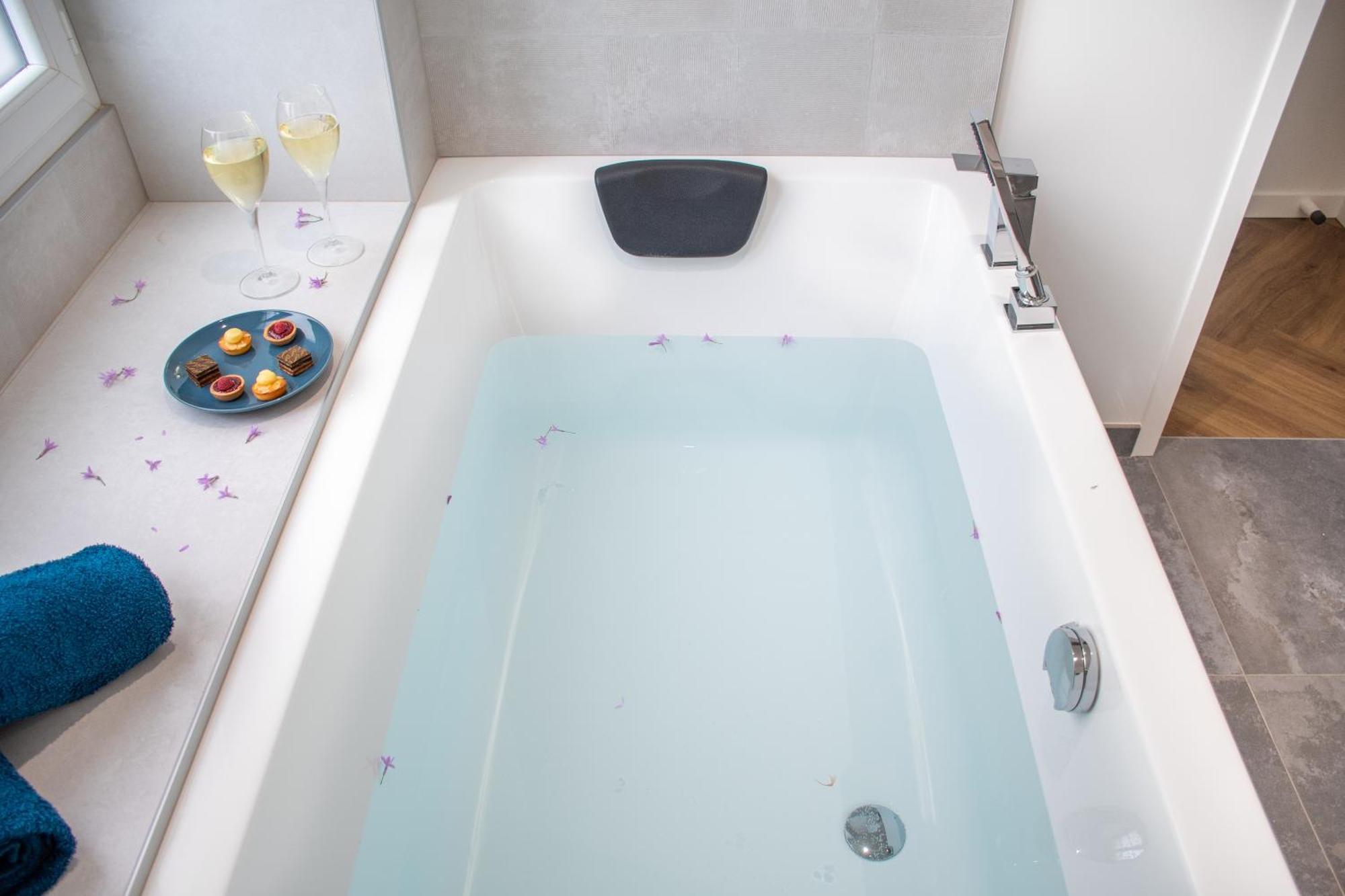 Des Ducs Avec Baignoire Double