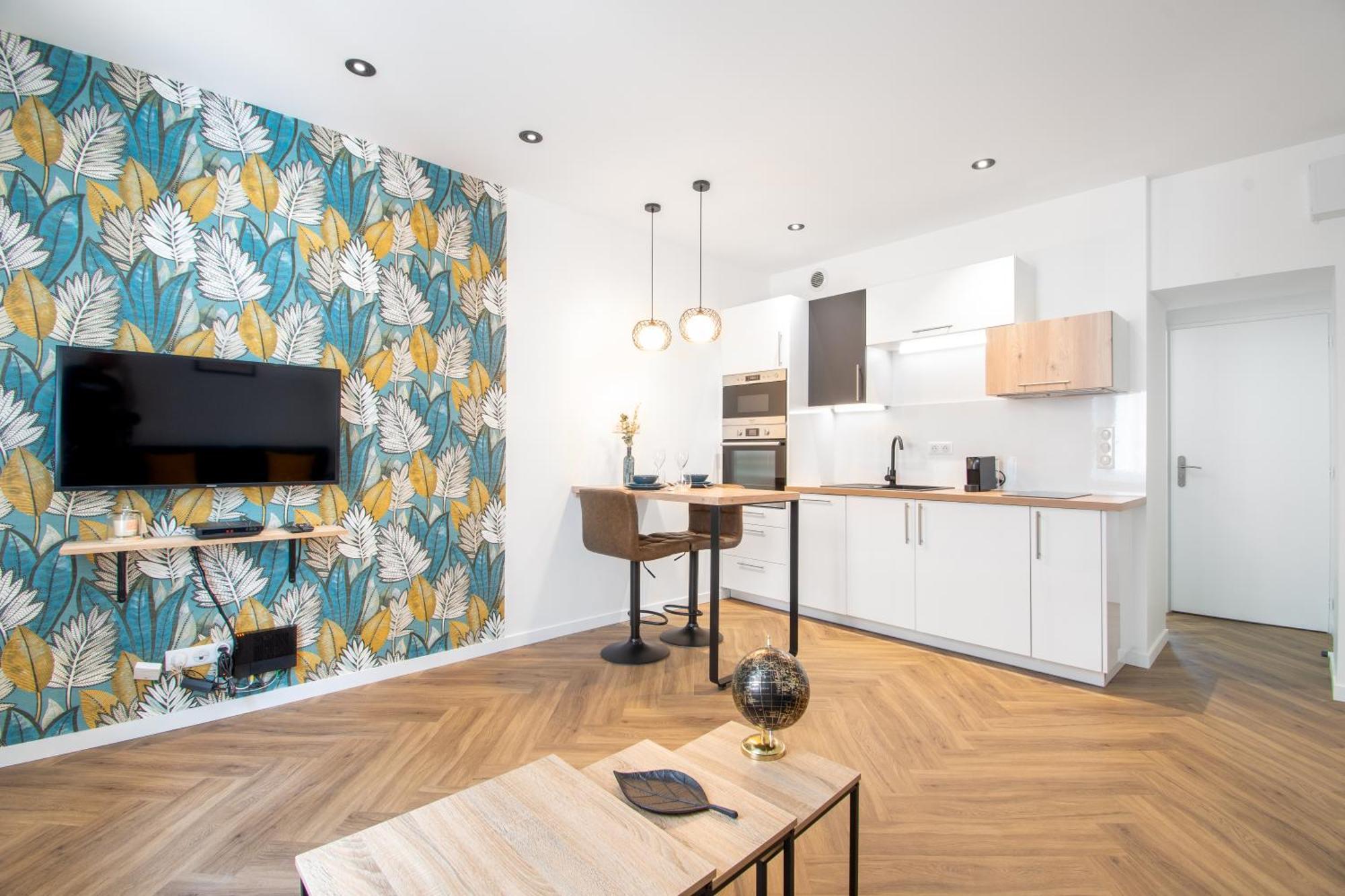 Des Ducs Avec Baignoire Double Apartment