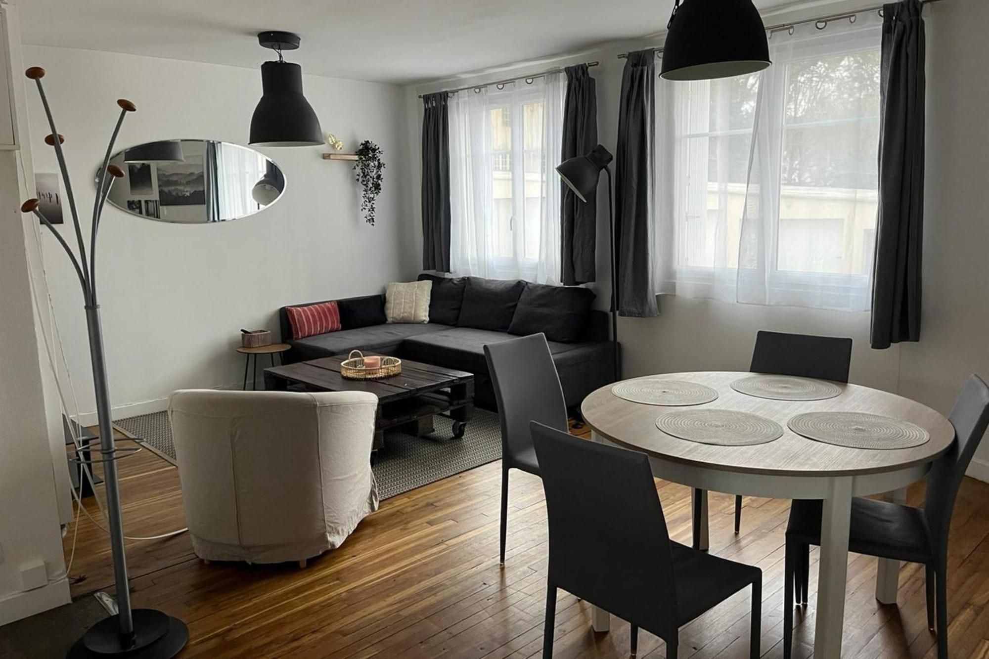 Apartment Charming Cozy Nest In *