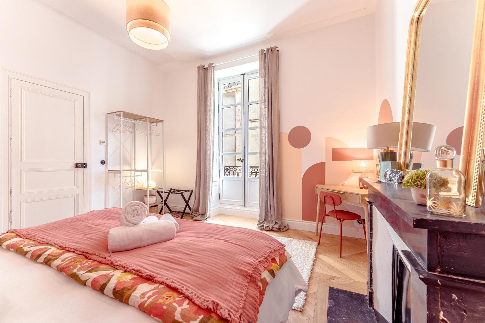 Josephine La Nantaise - En Bail Mobilite Apartment *