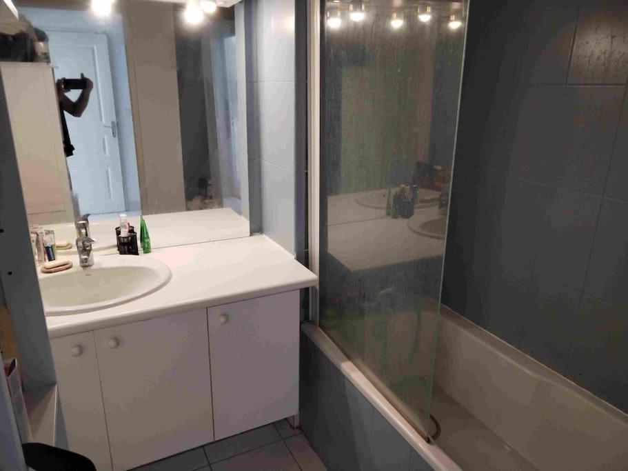 T2 Lumineux Meuble Sur L'eau Sans Vis A Vis