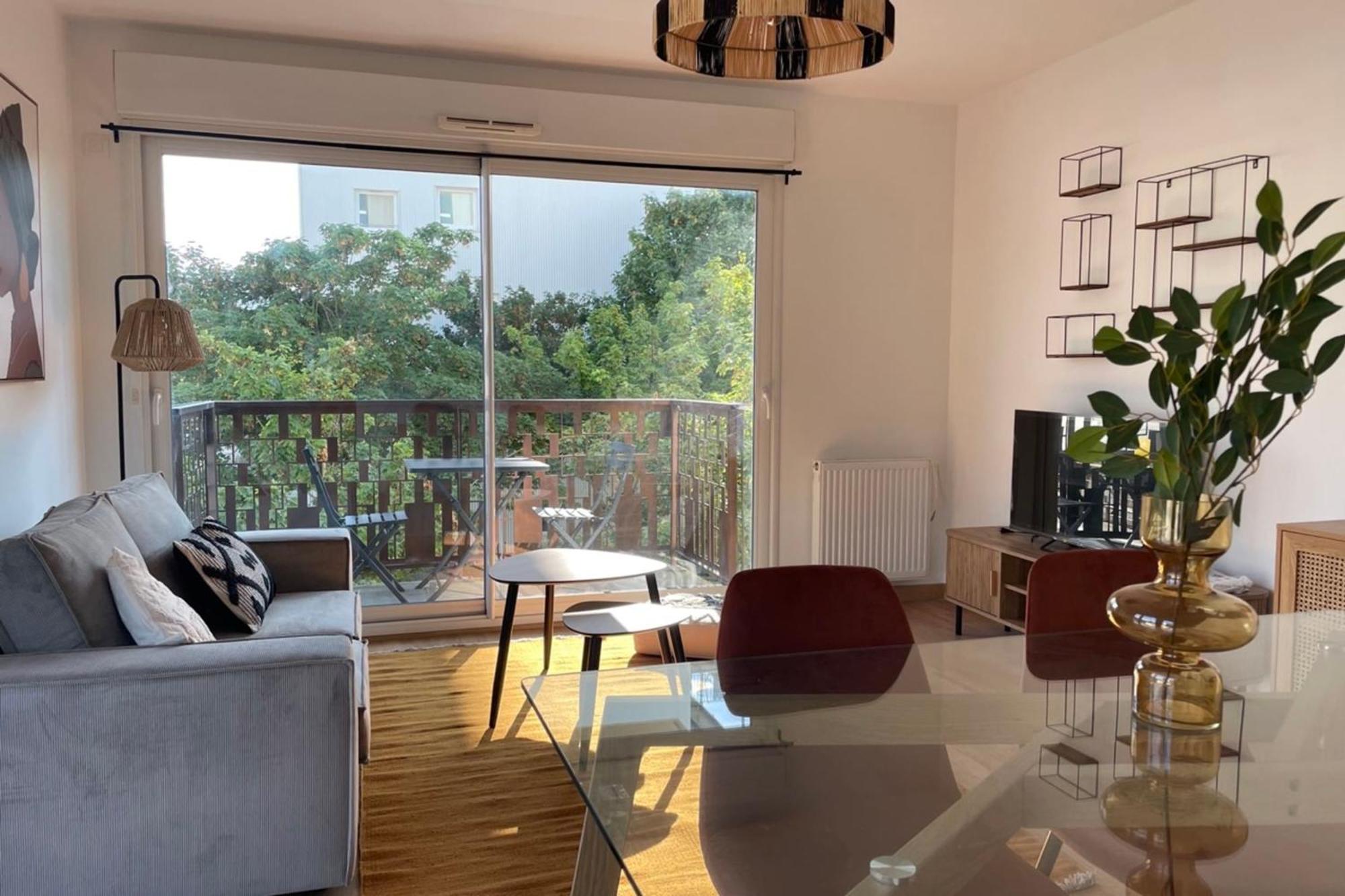Appartement Charming T3 With Balcony And Garden *