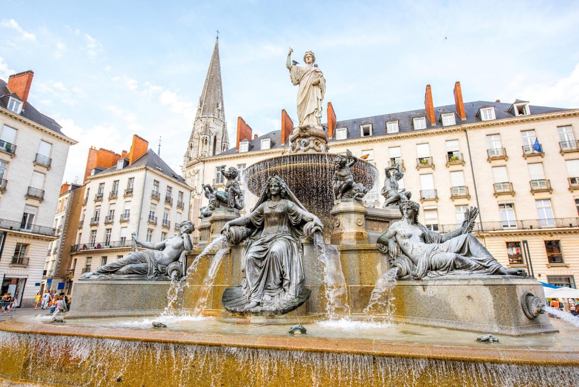 Pour 4 - - 950m De La Loire Nantes