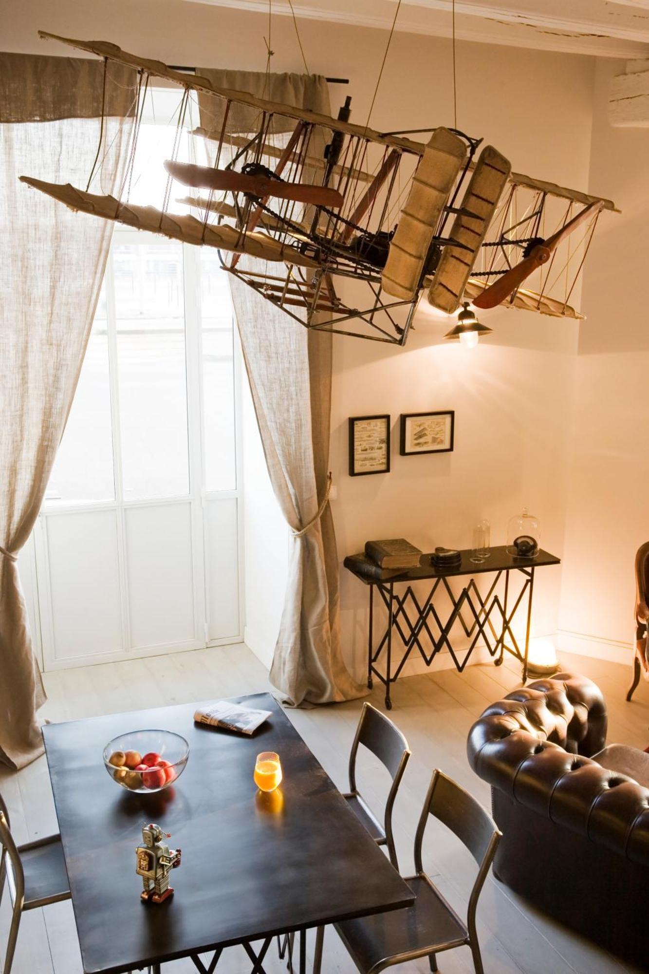 Apartment Surprenantes- Jules Verne