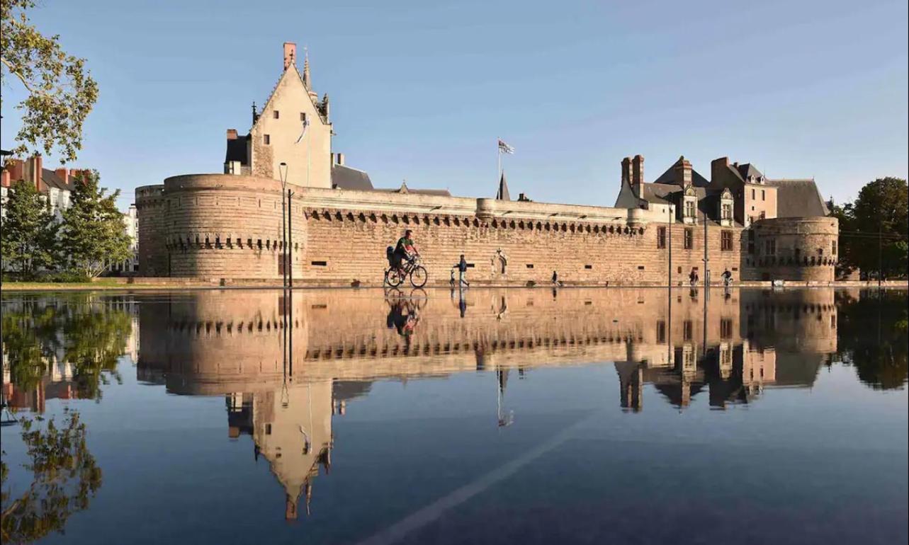 Appartement Le St Pierre Face Au Chateau In *