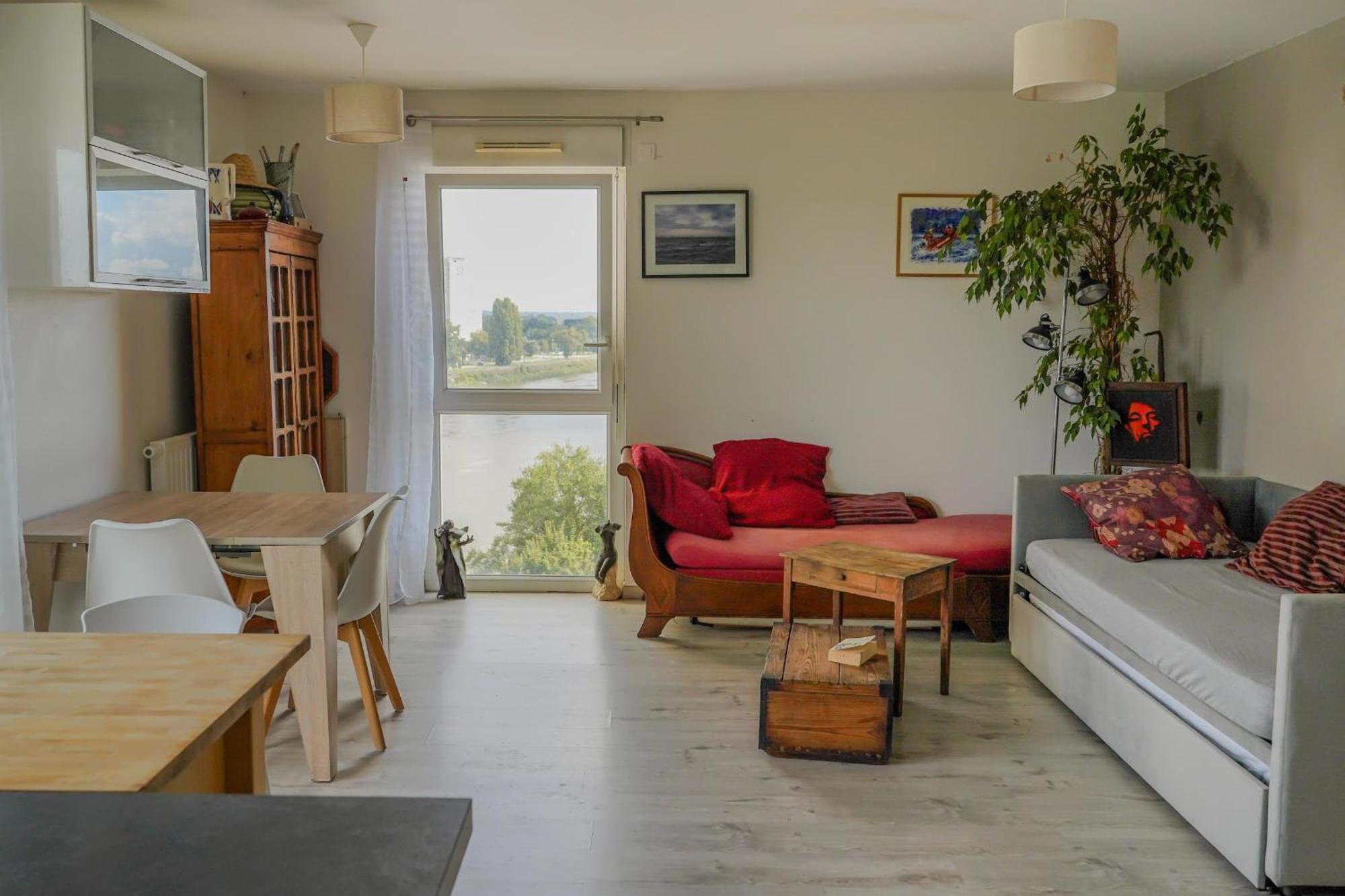 Apartment Spacious Modern With View Of The Loire Nantes