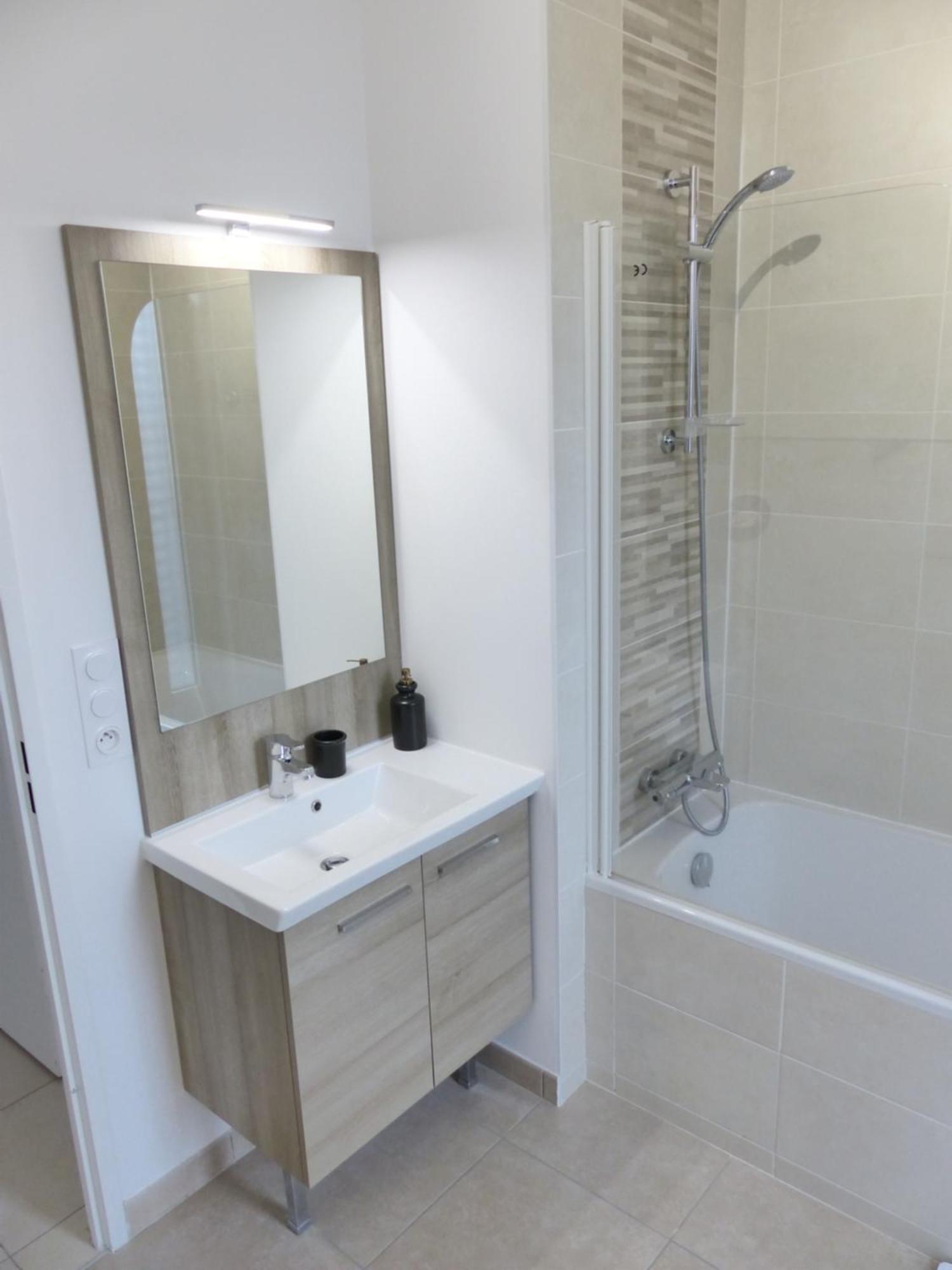 Le Patio'nnement-t3-parking Appartement *