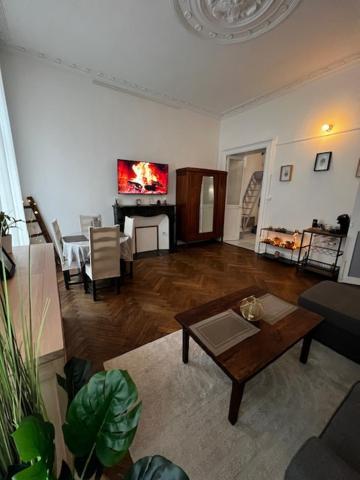 Appartement Le St Pierre Face Au Chateau In Nantes