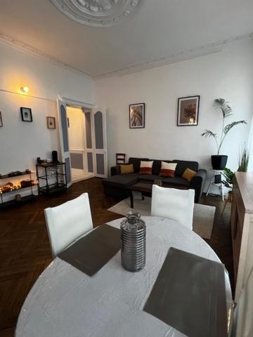 Appartement Le St Pierre Face Au Chateau In