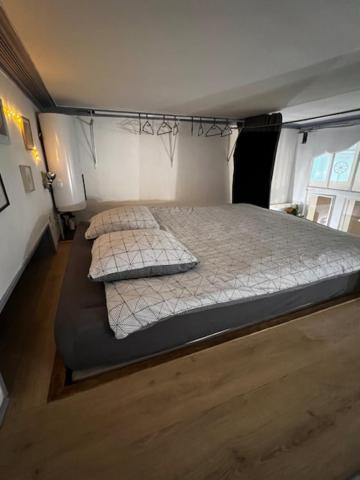 Appartement Le St Pierre Face Au Chateau In *