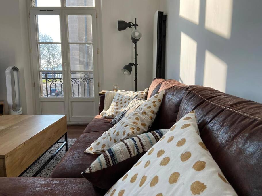 Lafosse Avec Vue Loire En Centre Appartement