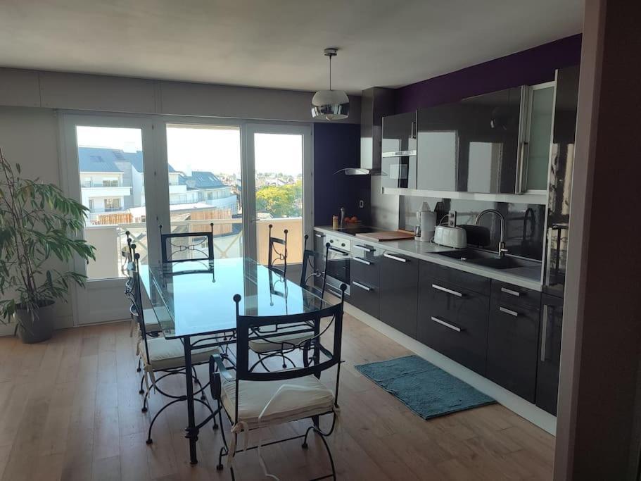 Appartement Grand T2 Lumineux Avec Parking Nantes