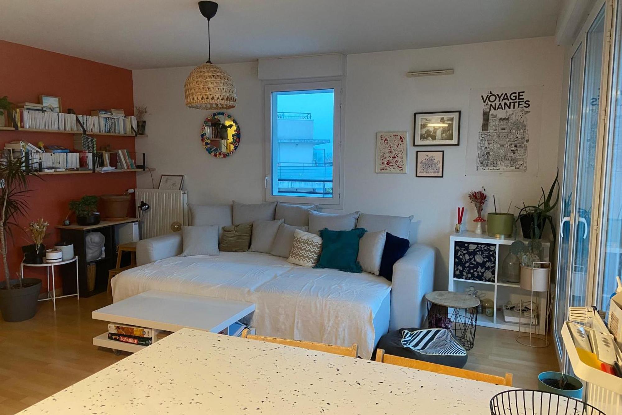 Two-bedroom With Balcony Appartement Nantes