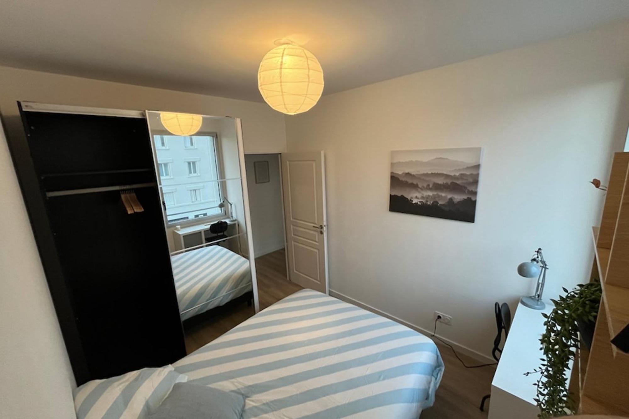 Appartement 3-bedroom With Spacious Balcony
